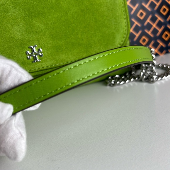 NWT Tory Burch Suede Chain Wallet - Picture 5 of 14